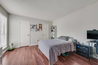 2643 Via Ventura Circle, Carrollton, TX 75006 - Photo 17