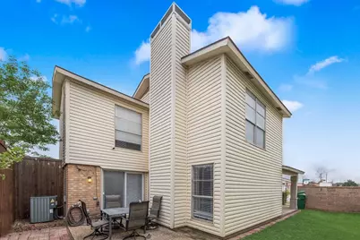 2643 Via Ventura Circle, Carrollton, TX 75006 - Photo 25