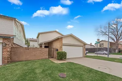 2643 Via Ventura Circle, Carrollton, TX 75006 - Photo 1