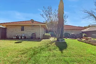 1111 Berkshire Ct, Trophy Club, TX 76262 - Photo 37