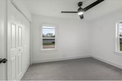 3744 S Hughes Avenue, Fort Worth, TX 76119 - Photo 15