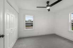 3744 S Hughes Ave, Fort Worth, TX 76119 - Photo 15