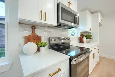 3525 Courtdale Drive, Farmers Branch, TX 75234 - Photo 17