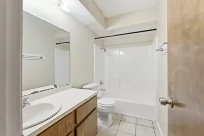 410 W Franklin Street #6, Waxahachie, TX 75165 - Photo 3