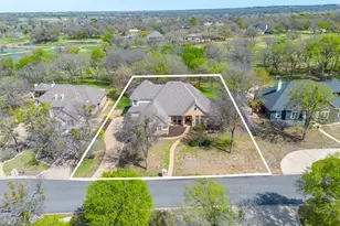 542 S Sugartree Dr, Lipan, TX 76462 - Photo 39