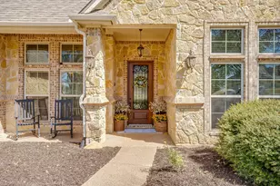 542 S Sugartree Dr, Lipan, TX 76462 - Photo 3