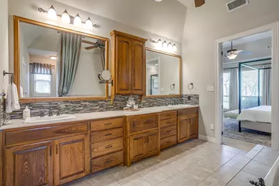 542 S Sugartree Drive, Lipan, TX 76462 - Photo 21