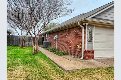933 Heston Circle, Robinson, TX 76706 - Photo 3
