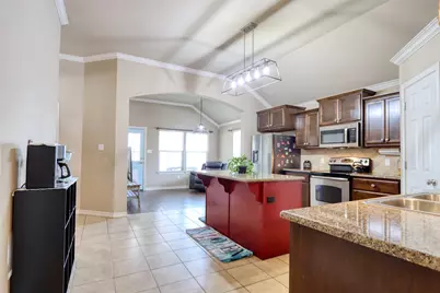 933 Heston Circle, Robinson, TX 76706 - Photo 9