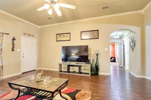 933 Heston Cir, Robinson, TX 76706 - Photo 5