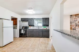 1805 Etain Rd, Irving, TX 75060 - Photo 5