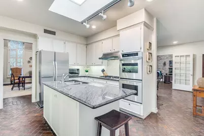 5845 Farquhar Lane, Dallas, TX 75209 - Photo 13