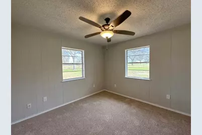 1045 Hcr 2124 Loop, Whitney, TX 76692 - Photo 15