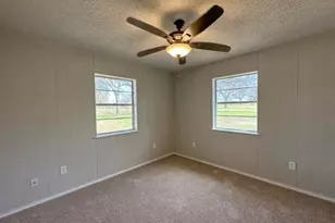 1045 Hcr 2124 Loop, Whitney, TX 76692 - Photo 15