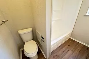 1045 Hcr 2124 Loop, Whitney, TX 76692 - Photo 17