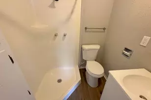 1045 Hcr 2124 Loop, Whitney, TX 76692 - Photo 13