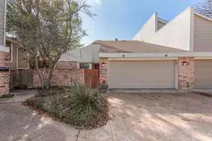 2705 Keller Springs Ct, Carrollton, TX 75006 - Photo 3