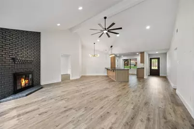 912 Sandhurst Drive, Plano, TX 75025 - Photo 5