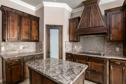 136 Flying Diamond Drive, Springtown, TX 76082 - Photo 9