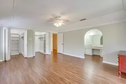 4031 Fairway Drive, De Cordova, TX 76049 - Photo 13