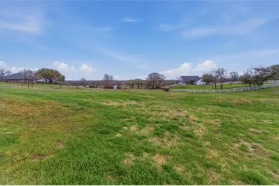 102 Dawn Circle, Weatherford, TX 76086 - Photo 31