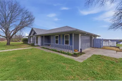 102 Dawn Circle, Weatherford, TX 76086 - Photo 5