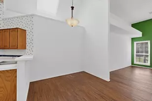 2086 Montclair Ln, Lewisville, TX 75067 - Photo 9