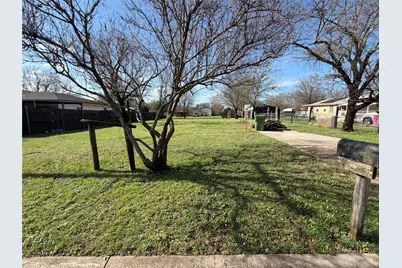 407 S Jefferson Street, Glen Rose, TX 76043 - Photo 5