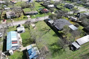 407 S Jefferson St, Glen Rose, TX 76043 - Photo 3