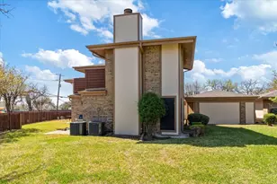 7 Dewberry Ct, Bedford, TX 76021 - Photo 29