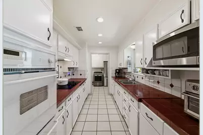 4020 Aragon Drive, Fort Worth, TX 76133 - Photo 17