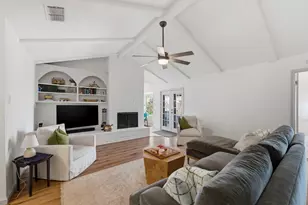 4020 Aragon Dr, Fort Worth, TX 76133 - Photo 5