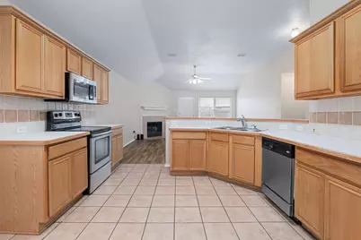 1432 Bluff Oak Way, Fort Worth, TX 76131 - Photo 7