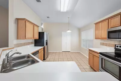 1432 Bluff Oak Way, Fort Worth, TX 76131 - Photo 9