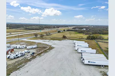 707 S Wickham Street, Alvord, TX 76225 - Photo 7