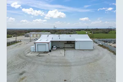 707 S Wickham Street, Alvord, TX 76225 - Photo 13