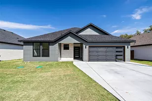 4915 Wichita St, Granbury, TX 76048 - Photo 1