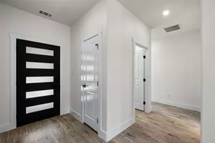 4915 Wichita St, Granbury, TX 76048 - Photo 5