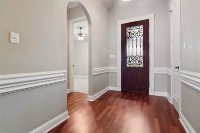 6411 Tuscany Park Drive, Arlington, TX 76016 - Photo 3