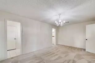 1902 Mossy Oak St, Arlington, TX 76012 - Photo 9