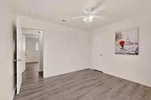 1538 Oakbrook St, Lancaster, TX 75134 - Photo 23