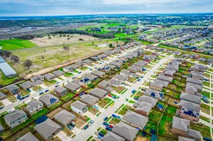 917 Clark Dr, Ferris, TX 75125 - Photo 37