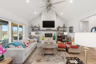 2330 Kinley Brooke Dr, Waxahachie, TX 75167 - Photo 9