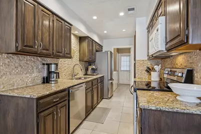 2204 W Park Boulevard #2301, Plano, TX 75075 - Photo 9