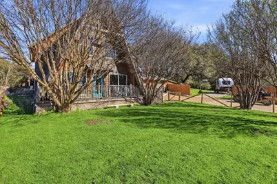 613 Mustang Trail, Granbury, TX 76049 - Photo 7