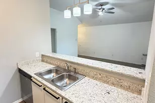 2814 Sherry St, Arlington, TX 76014 - Photo 3