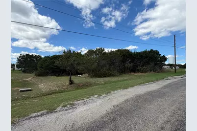 4000 Marana Drive, Granbury, TX 76048 - Photo 3