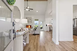 790 Sharla Smelley, Weatherford, TX 76088 - Photo 3