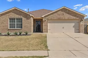 10013 Silent Hollow Dr, Fort Worth, TX 76140 - Photo 1