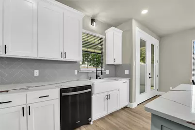 919 SW 3rd Avenue, Mineral Wells, TX 76067 - Photo 13